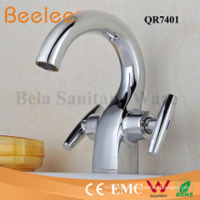 High Quality Solid Brass Chromed Dule Handle Basin Faucet